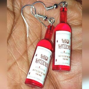 Super cute retro boozy resin earring